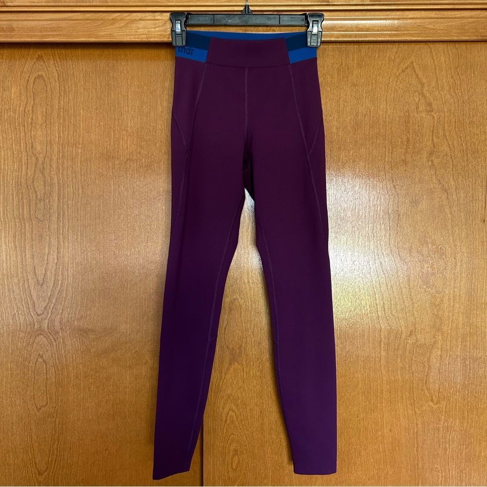 LNDR Spar Super Sculpting Leggings in Blackberry Size XS - Picture 3 of 10